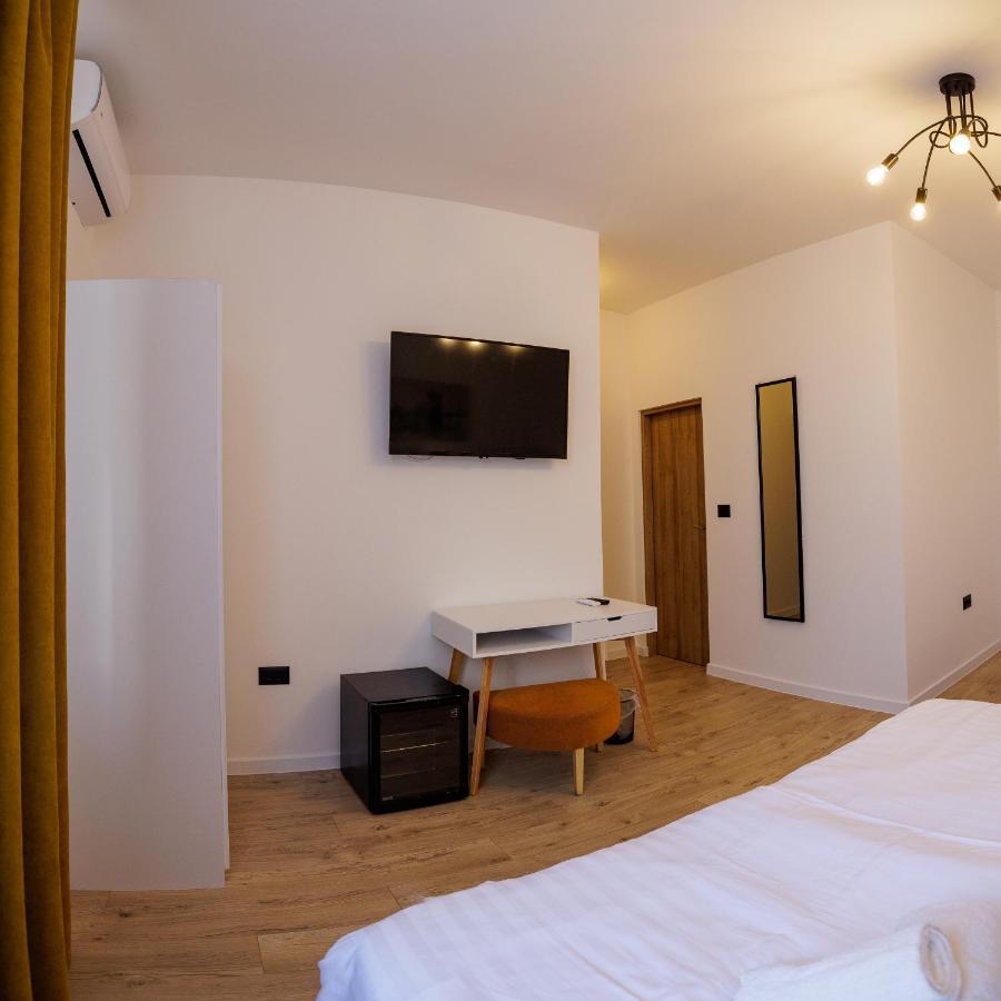 Rooms Lisnic Osijek Ngoại thất bức ảnh